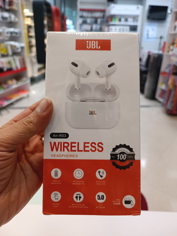 هندزفری بی سیم جی بی ال طرح ایرپاد پرو JBL