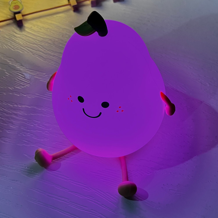 چراغ خواب طرح گلابی پینترستی سیلیکونی لمسی رومیزی شارژی فانتزی کودکانه Cute Fruit Pear lamp Silicone Night Light USB Rechargeable 🍐