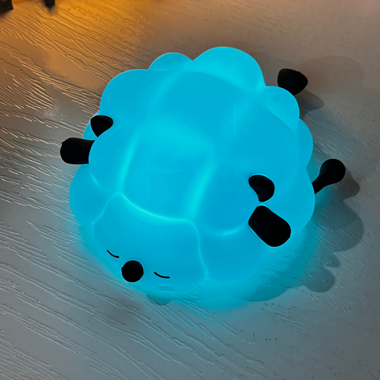 چراغ خواب طرح گوسفند خوابیده sheep پینترستی سیلیکونی لمسی رومیزی شارژی فانتزی کودکانه lamp Silicone Night Light USB Rechargeable