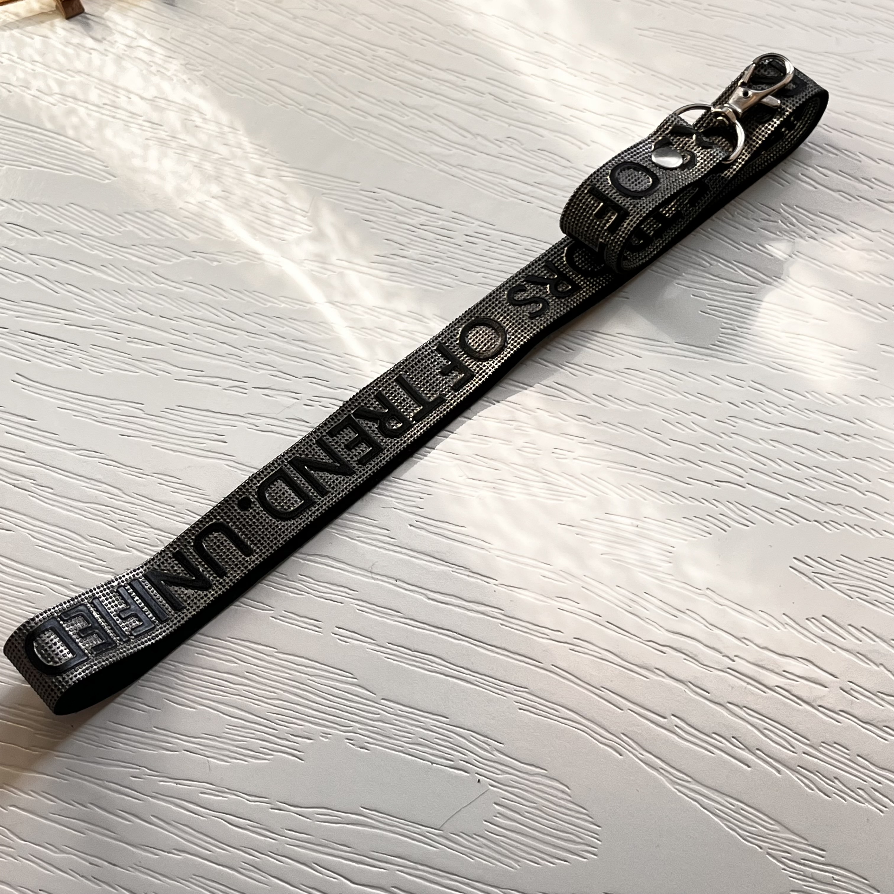 آویز و بند گردنی موبایل لوکس و شیک طراحی مدرن / phone strap