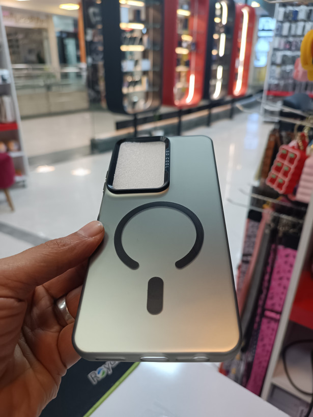 قاب طرح مک سیف ریلمی مدل Realme c71