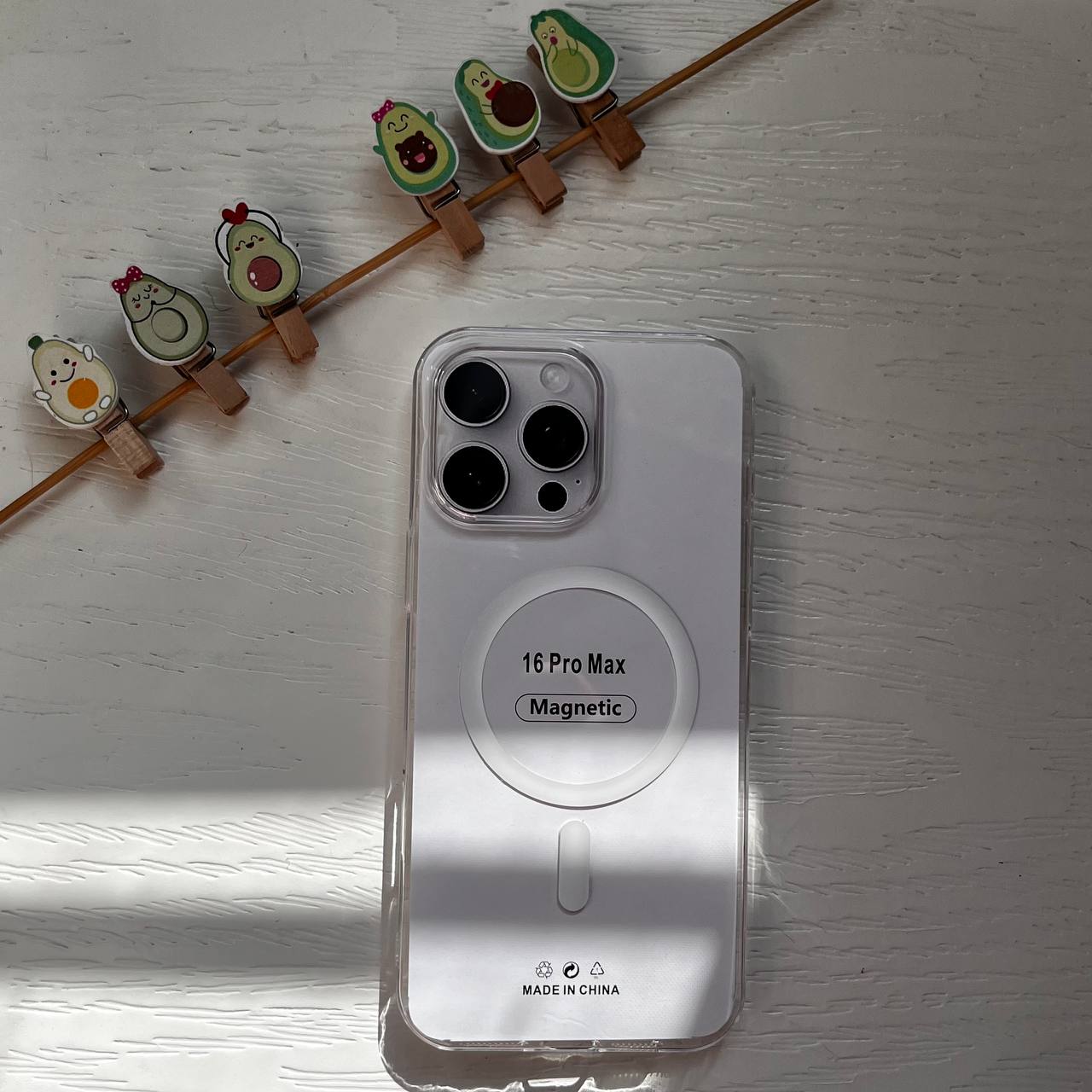 قاب گوشی آیفون ip 16pro max - مک سیف دار - شیک و شفاف